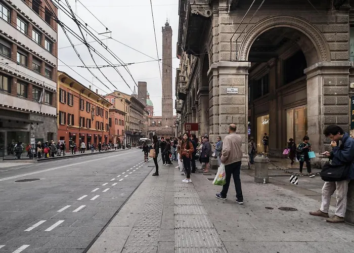 Guesthost - San Petronio * Bologna