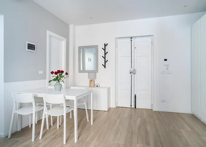 Guesthost - San Petronio Apartment Bologna